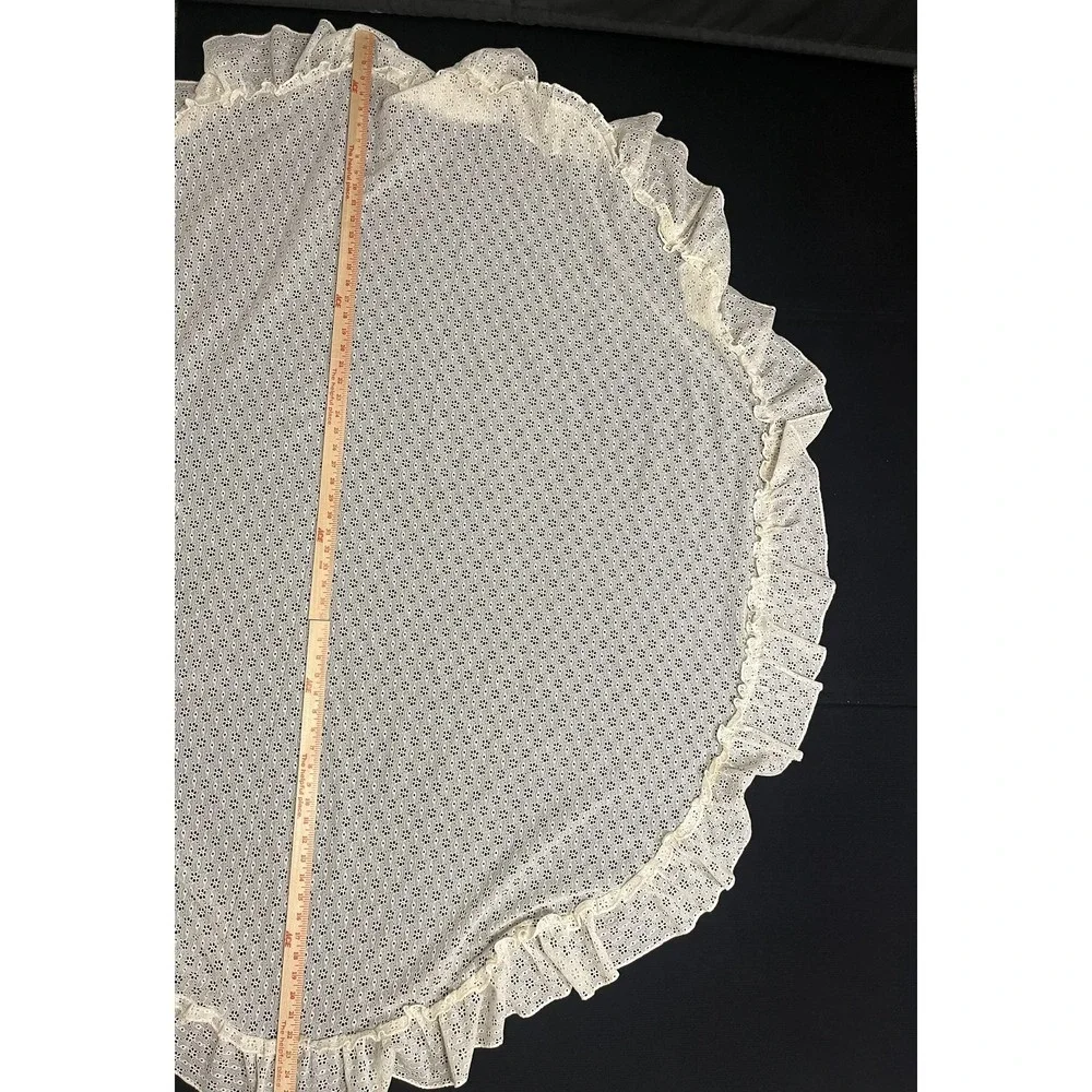 Round Lace Tablecloth White‎ Eyelet Ruffle Trim Floral Shabby Cottage Decor Chic